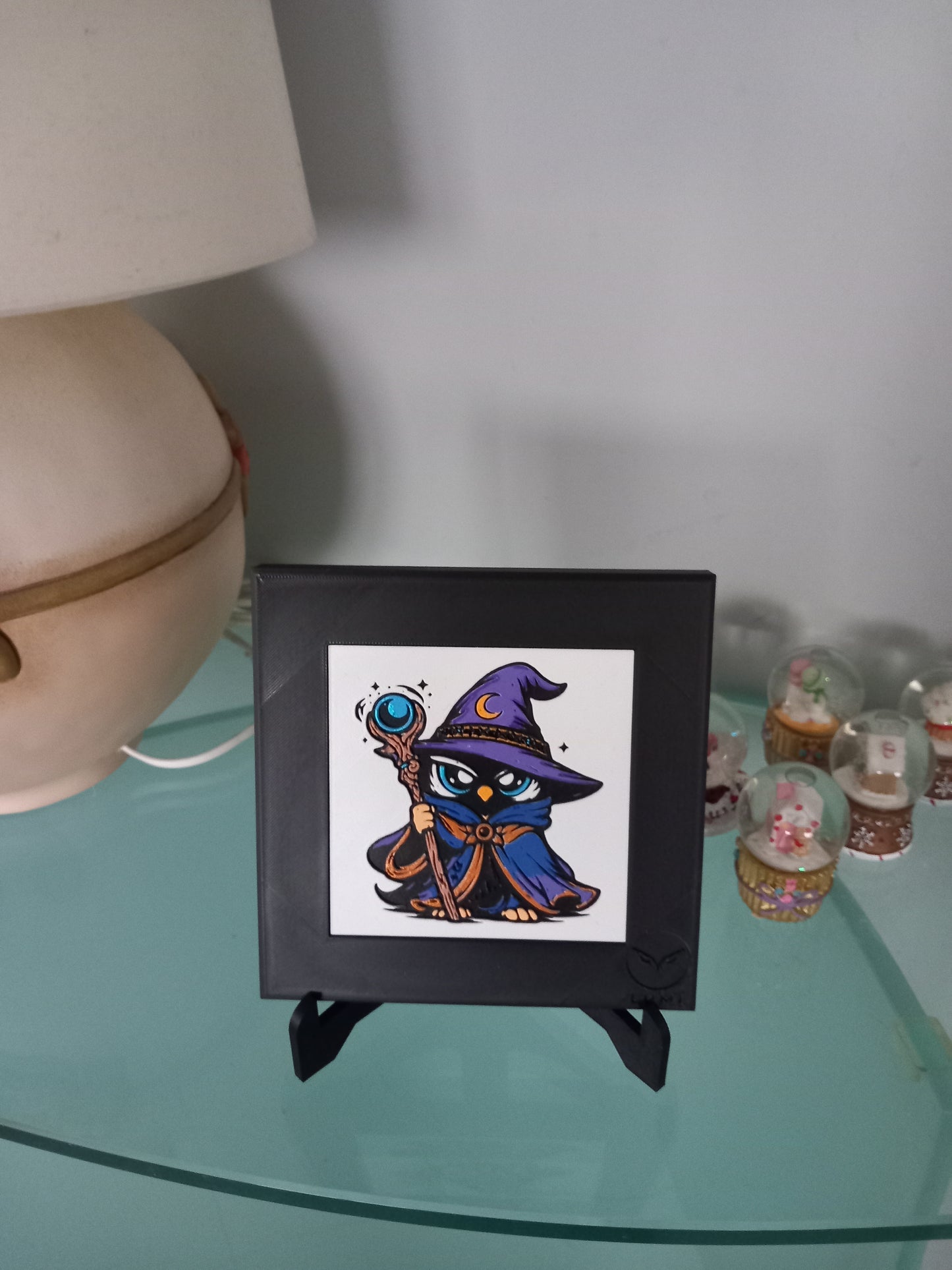 MYREN – LUMI Fantasy Mago | Qaudro 3D Colorata a Mano con Cornice 150×150 mm