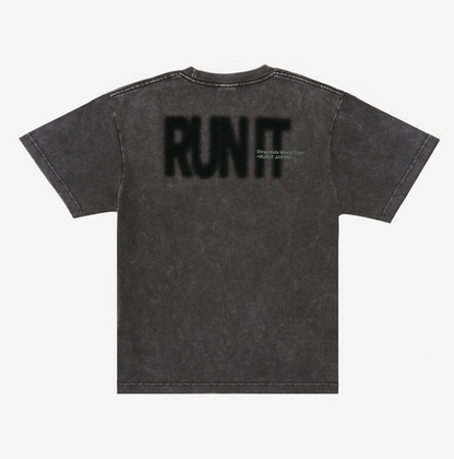 STRAY KIDS – [RUN IT JAPAN] PHOTO T-SHIRT (PRE-ORDER) Gadget Ufficiale